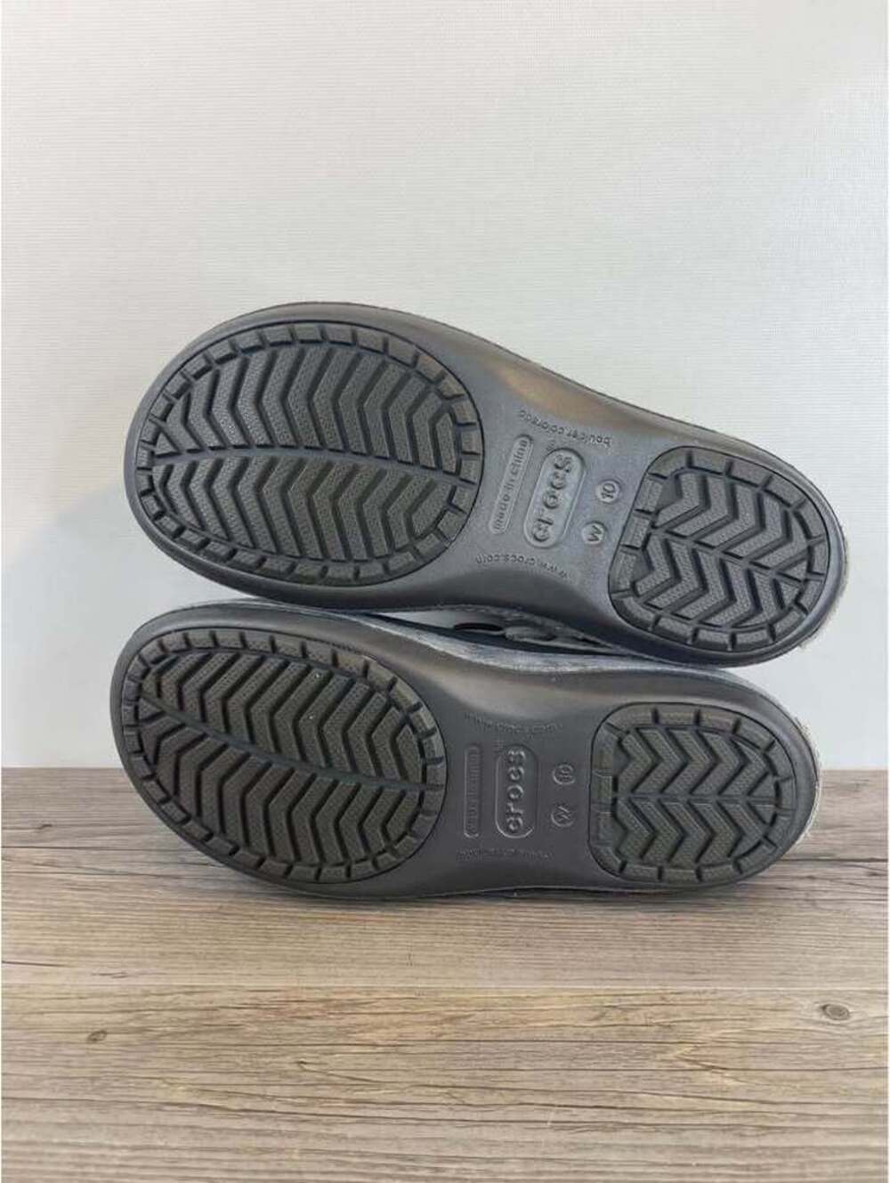 Crocs Santa Cruz Suede Slip On Loafers Dark Grey Womens Size 10 - Picture 5 of 6